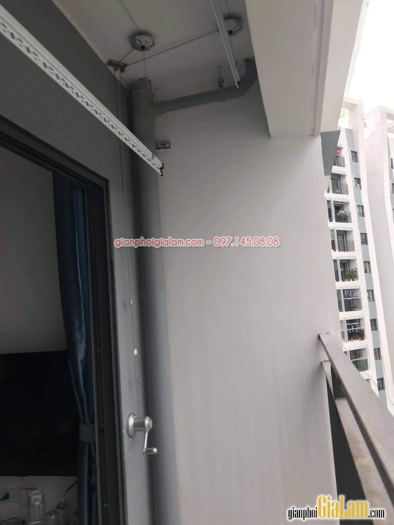 Hình ảnh giàn phơi Hòa Phát KS950 lắp tại ban công chung cư S2.09 Vinhomes ocean Park nhà anh Cường - 03